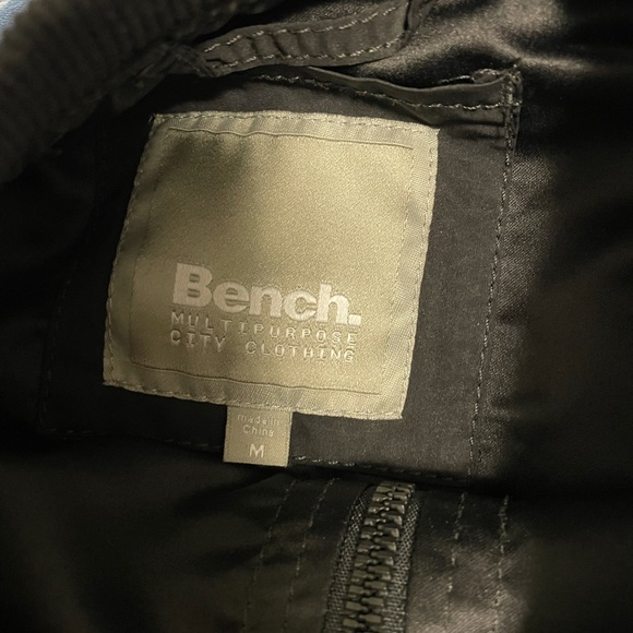 Bench bomber - Picture 2 of 4